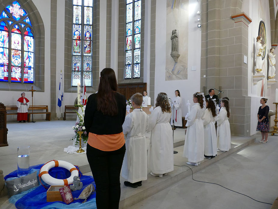 Feier der 1. Heiligen Kommunion in Sankt Crescentius (Foto: Karl-Franz Thiede)